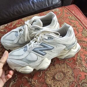 New Balance 9060 Women's Cream and Blue Sneakers